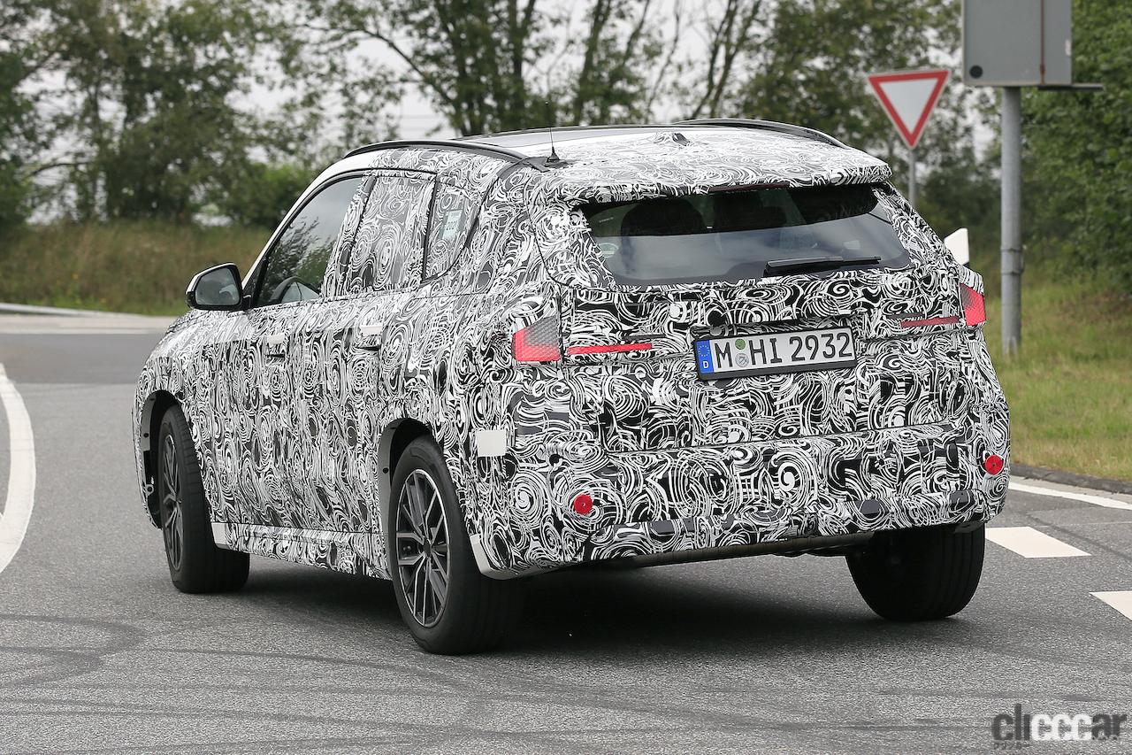 「BMW X1次期型、プロダクション仕様の開発車両がニュルで高速テスト！」の13枚目の画像