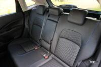 ノート オーテック クロスオーバーのリヤシート