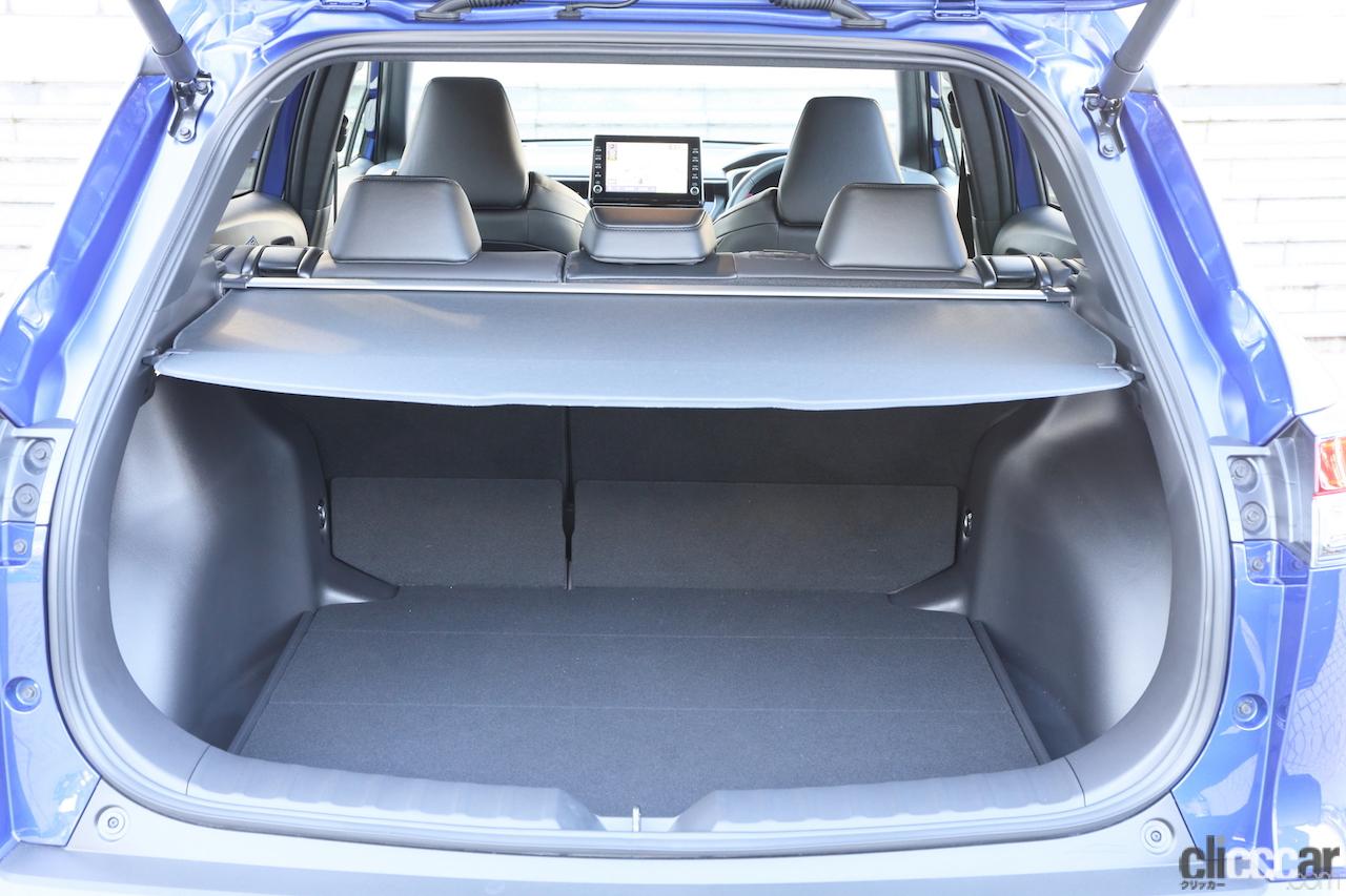 「トヨタ・カローラクロスは、純正用品の「ラゲージアクティブボックス」があると積載時や車中泊する際に便利」の6枚目の画像