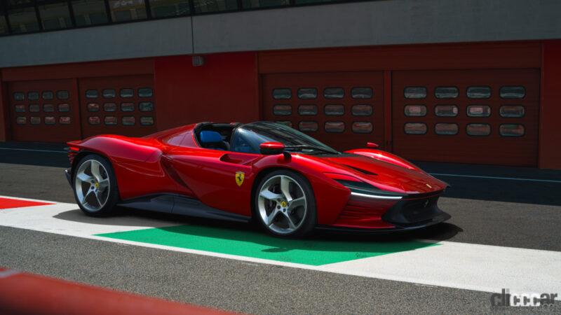 「フェラーリIconaシリーズの新モデルであるデイトナSP3をムジェロ・サーキットで公開！」の6枚目の画像