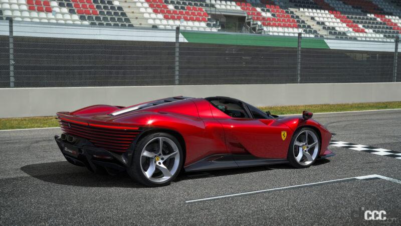 「フェラーリIconaシリーズの新モデルであるデイトナSP3をムジェロ・サーキットで公開！」の7枚目の画像