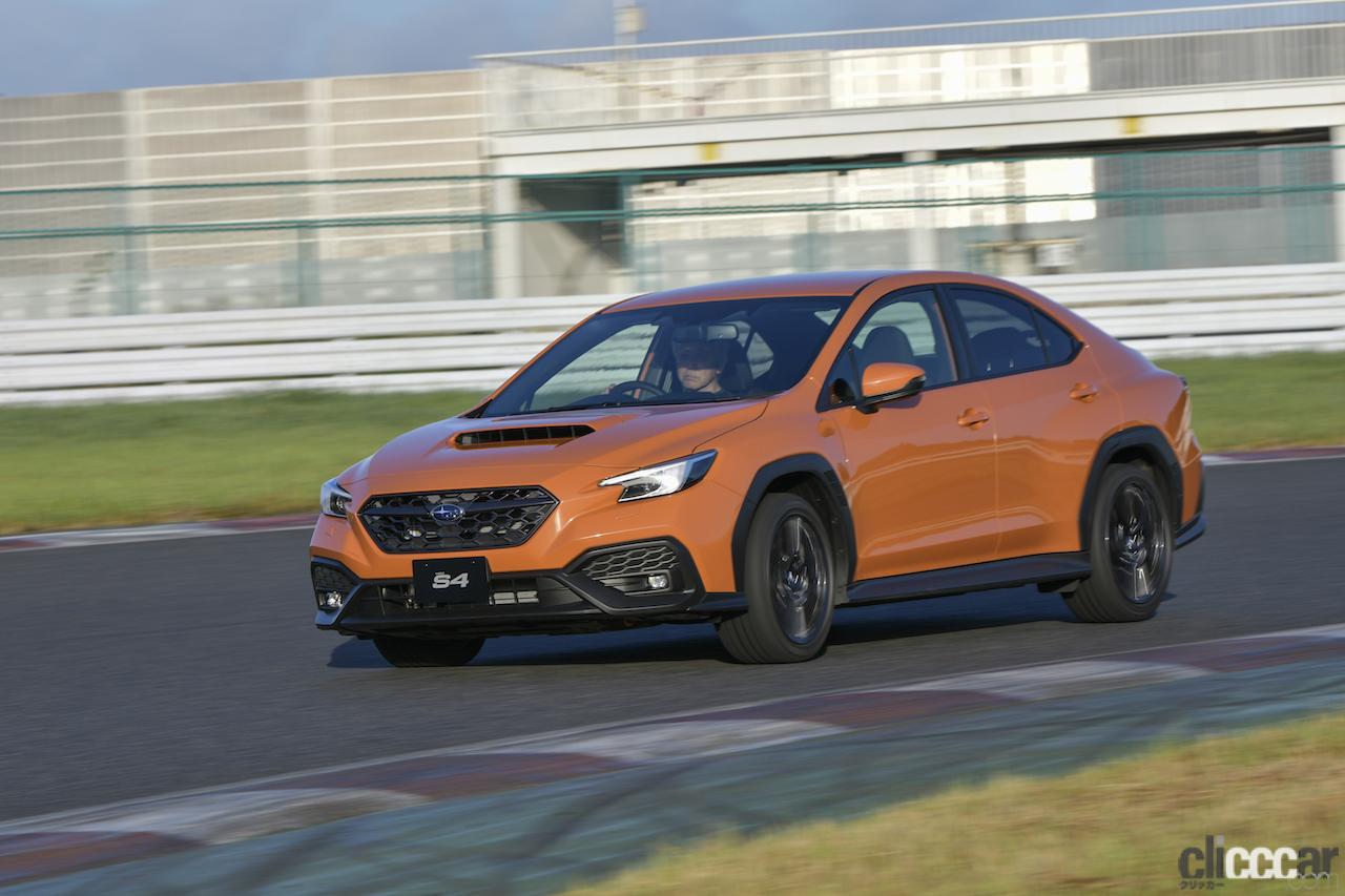 Subaru Wrx S4 1 画像 2 4lに排気量を拡大した新型スバルwrx S4は 最高出力 最大トルクが下がっても加速の鋭さは同等以上 Clicccar Com