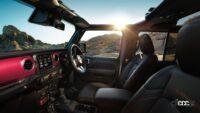 「ピックアップトラックのジープ「グラディエーター・ルビコン」が日本初上陸。価格は770万円」の10枚目の画像ギャラリーへのリンク