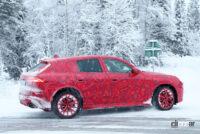 「ド派手なカラーでメリークリスマス♪ マセラティ新型SUV「グレカーレ」の最終デザインがジワリ！」の9枚目の画像ギャラリーへのリンク