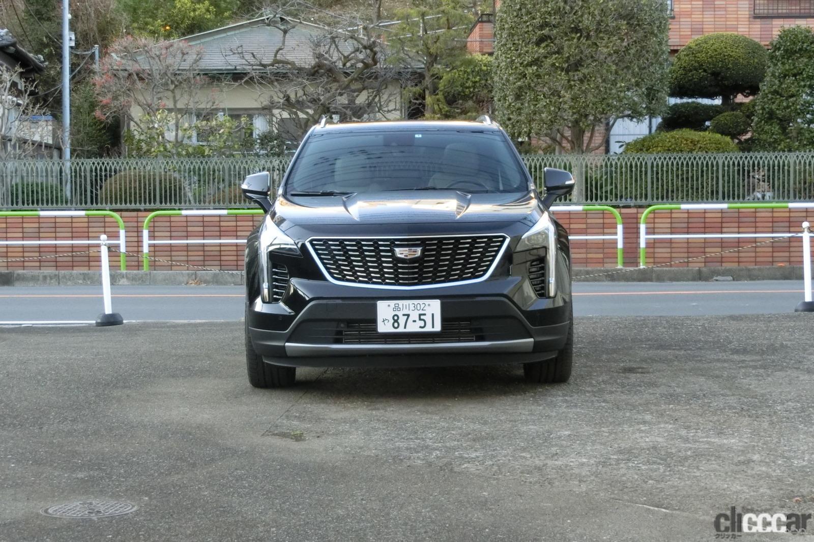 Meter 1600rpm At 100km Per Hour And 9th Gear With Text 画像 輸入車音痴 国産崇拝者が左ハンドル アメ車に乗ってみた 最新キャデラックxt4試乗その1 内装外装と走り編 新型車ねちねちチェック第6弾 Clicccar Com