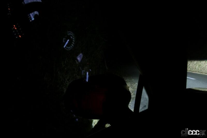 「高級外車キャデラックのヘッドライト・テールランプはどう光る？最新キャデラックXT4試乗その3／ライトと夜間走行編【新型車ねちねちチェック第8弾】」の34枚目の画像