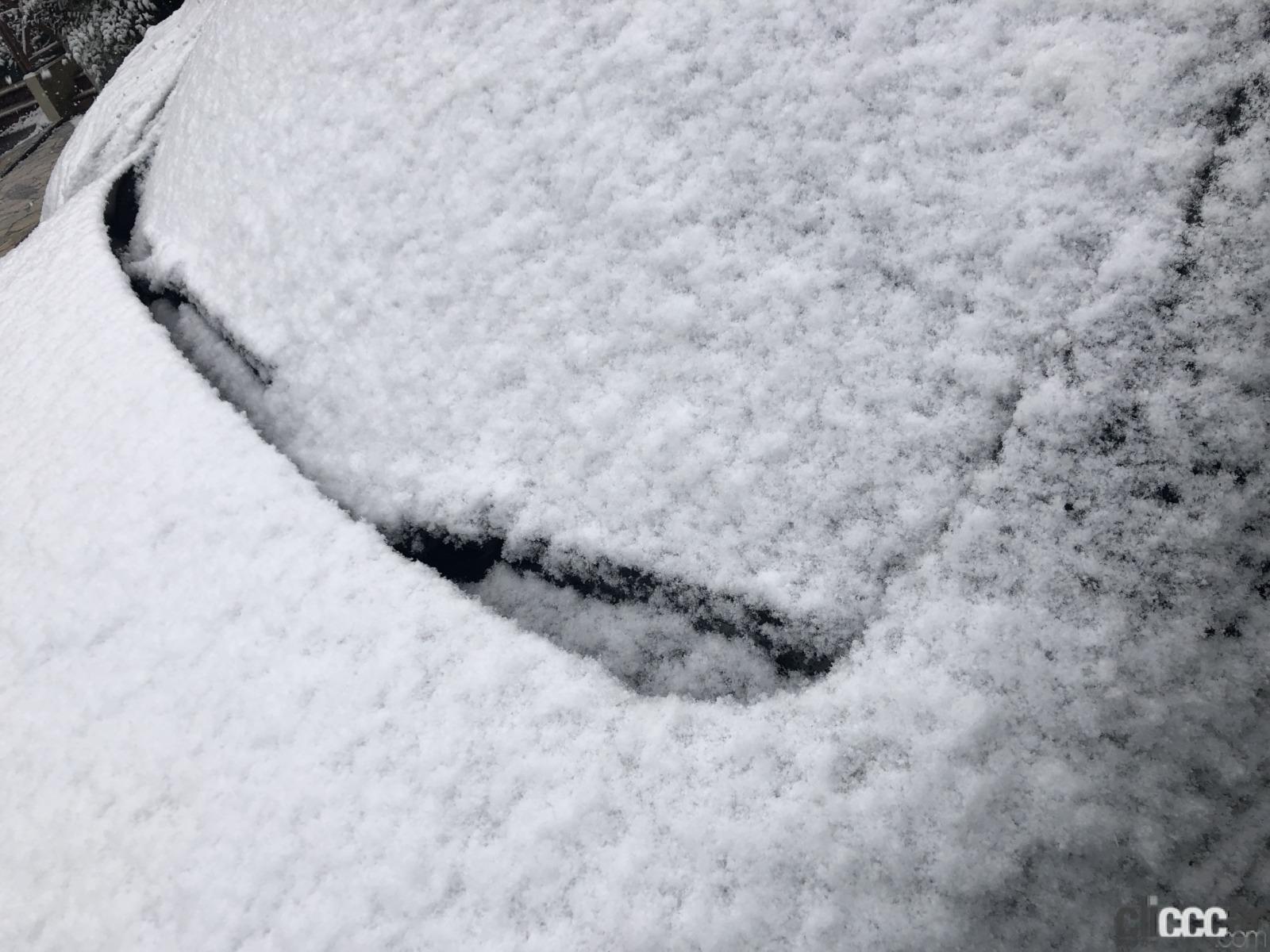 雪対策 そのままではワイパーが立てられないコンシールドワイパーの立て方 Clicccar Com 雪対策 そのままではワイパーが立てられないコンシールドワイパーの立て方 Clicccar Com