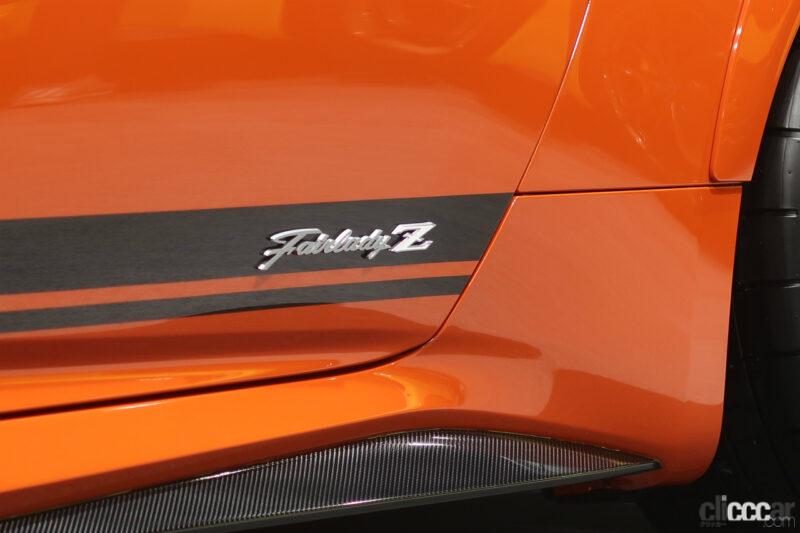 「モチーフは初代S30の「432」。新型Zを日産自身が速攻カスタマイズ【東京オートサロン2022】」の1枚目の画像