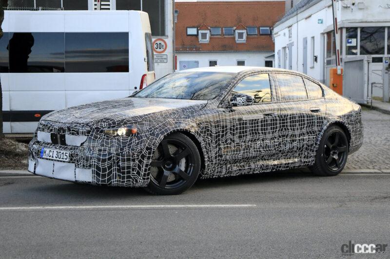 「これが実車だ！BMW M5次期型は811馬力の電動モンスターに」の5枚目の画像