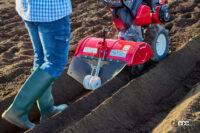 大きな家庭菜園にも対応するホンダの小型耕うん機「ラッキーマルチ FU700」が新登場 - HONDA_FU700_20220206_2
