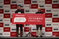 坂本雅人常務執行役員、矢原史朗社長