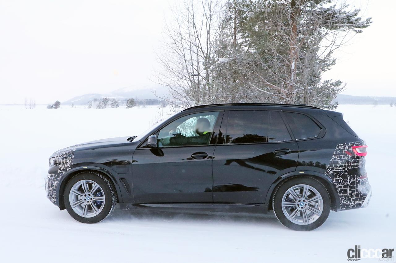 「キドニーグリルは巨大じゃない！BMW X5改良型プロトタイプをキャッチ」の7枚目の画像