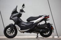 オフロード風スタイルで街を冒険。アプリリアの新型スクーター「SR GT200」が国内販売を開始 - 2022_aprilia_sr_gt200_05