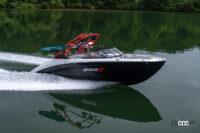 ヤマハ発動機からウェイクサーフィンに最適な波を作り出すスポーツボートの2022年モデルが登場 - YAMAHA_Sportsboat_252XE_20220226