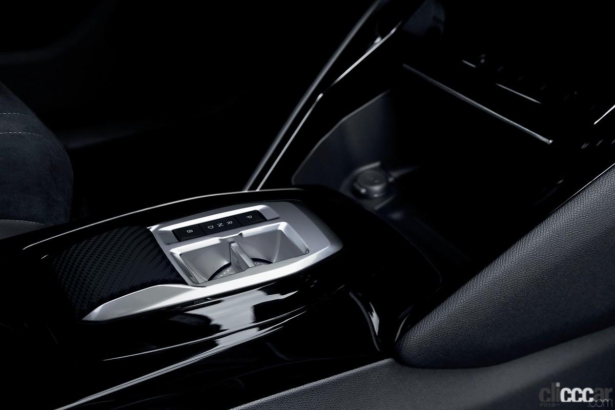 Peugeot 08 2303 4 画像 プジョー08に 300nmの最大トルクを誇る1 5lクリーンディーゼルの特別仕様車 08 Gt Bluehdi を追加設定 Clicccar Com