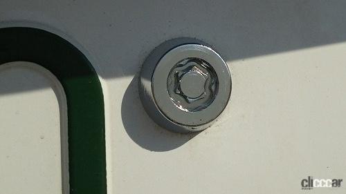 ナンバープレートを盗まれた 盗難された場合の再発行手続きを調べてみた Clicccar Com ナンバープレートを盗まれた 盗難された場合の再発行手続きを調べてみた Clicccar Com