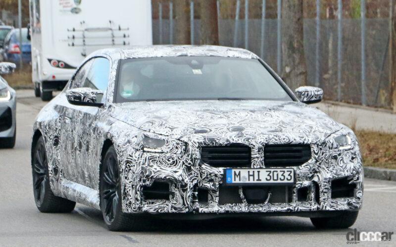 「新型BMW M2、垂直スリットを配置した新キドニーグリルが特徴！」の1枚目の画像