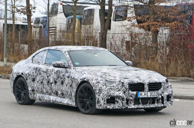 「新型BMW M2、垂直スリットを配置した新キドニーグリルが特徴！」の3枚目の画像