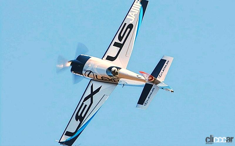 「強風のなか、レクサスのエアレース・パイロット室屋選手が愛知県上空に描いた「ニコちゃんマーク」の出来は？」の12枚目の画像