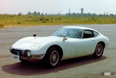 1967年に発されたトヨタ2000GT。富士24時間レースで1、2フィニッシュ