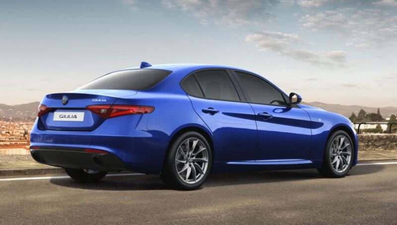 Alfa Romeo_Giulia_20220406_3 画像|アルファロメオ・ジュリアが一部改良を実施し、新グレードの「Ti」を追加 ...