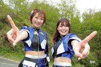 安西茉莉さん(左)、山本もえぎさん(右)