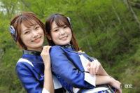 安西茉莉さん(左)、山本もえぎさん(右)