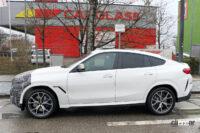 新しいデイタイム・ランニング・ライトを装着。BMWクーペSUV「X6」の内部には「iDrive8」を搭載 - BMW X6 facelift 6