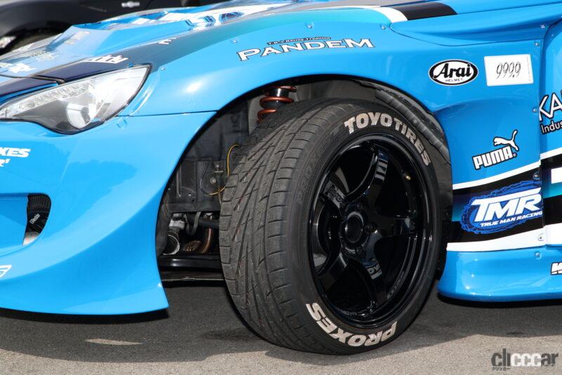 「ダカールラリー・クラス優勝の三浦昂選手とD1チャンプ・川畑真人先生による世界的トップドライバー同士のドリフトレッスンが実現」の2枚目の画像