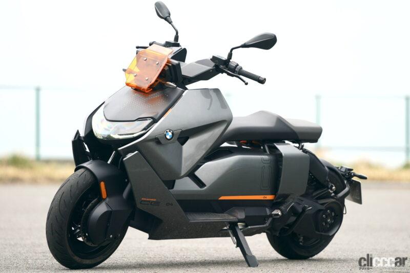 「BMWの新型電動スクーター「CE04」に試乗。ゼロ発進から異次元のダッシュ力。低重心ボディで安定感が抜群」の11枚目の画像