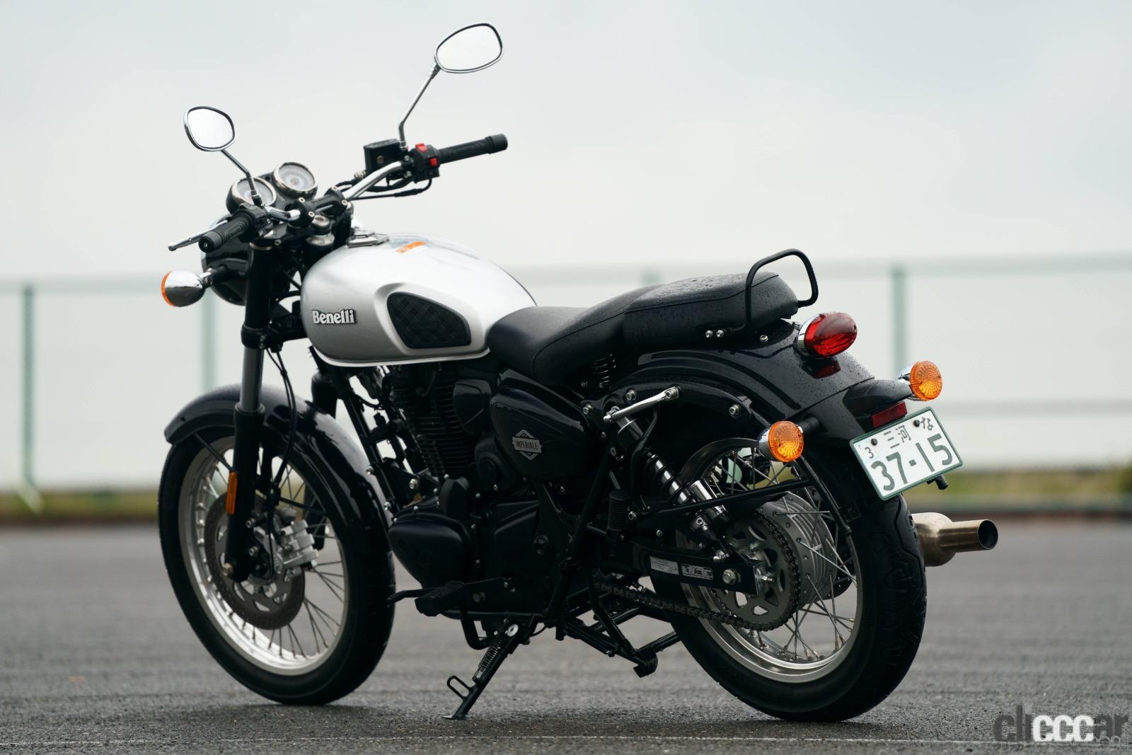「ベネリの新型「インペリアーレ400」に試乗。のんびりバイク旅が楽しいネオレトロモデル」の21枚目の画像