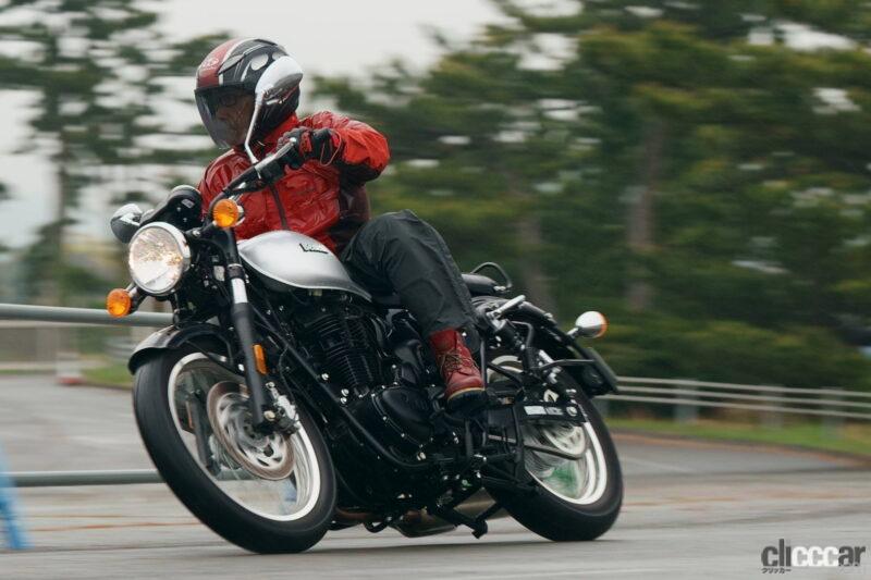 「ベネリの新型「インペリアーレ400」に試乗。のんびりバイク旅が楽しいネオレトロモデル」の7枚目の画像