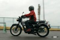 「ベネリの新型「インペリアーレ400」に試乗。のんびりバイク旅が楽しいネオレトロモデル」の15枚目の画像ギャラリーへのリンク