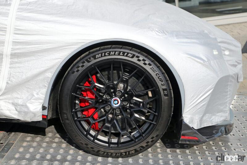 「BMW M4の過激モデル「CSL」の正式デビュー前に詳細画像を一挙公開」の1枚目の画像