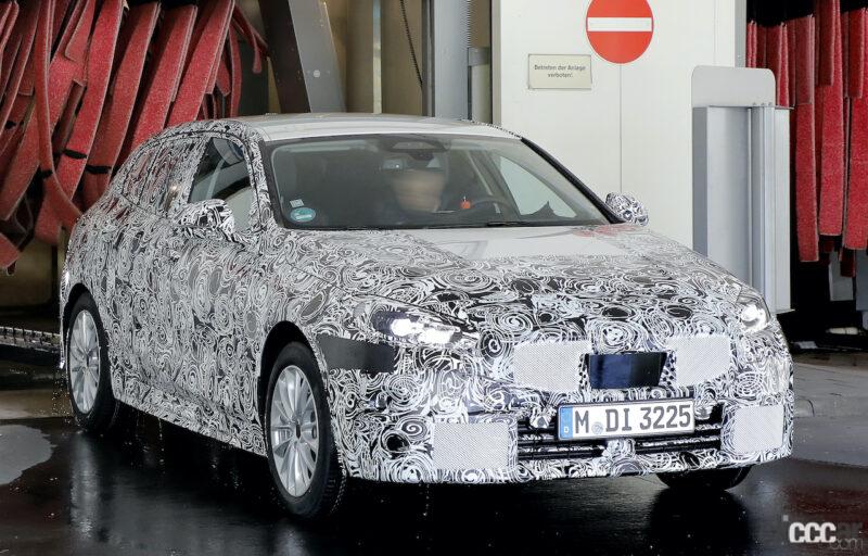 「BMW 1シリーズ改良型の巨大ディスプレイを激写」の2枚目の画像