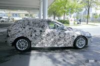 BMW 1シリーズ改良型の巨大ディスプレイを激写 - Spy shot of secretly tested future car