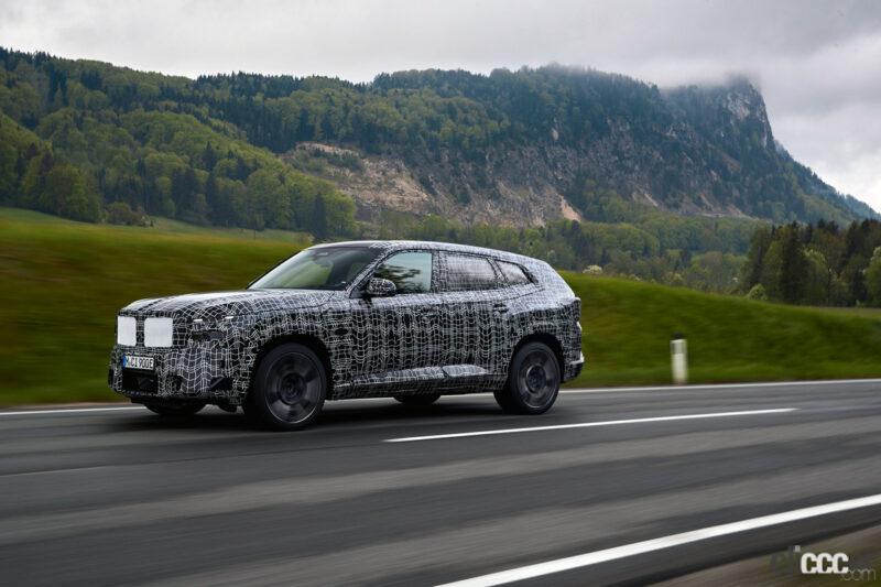 「BMW最大の新型SUV「XM」、内部まで先行公開」の7枚目の画像