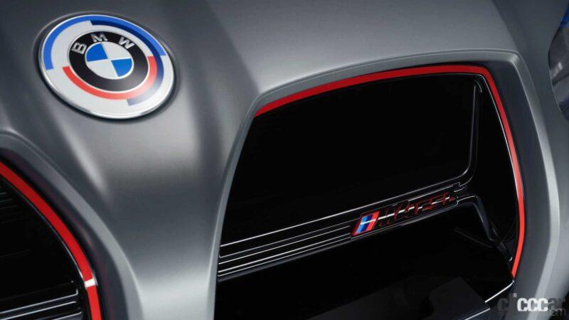「BMW M4最強の「CSL」発表。0-100km/hを3.6秒で駆け抜けるスパルタンモデル」の8枚目の画像