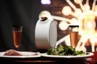 映像とお酒を楽しむグランピング