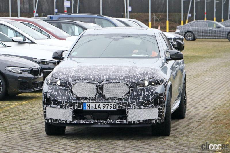 「噂のスプリットライトはある？ BMW最強のクーペSUV「X6M」改良型を初スクープ」の2枚目の画像