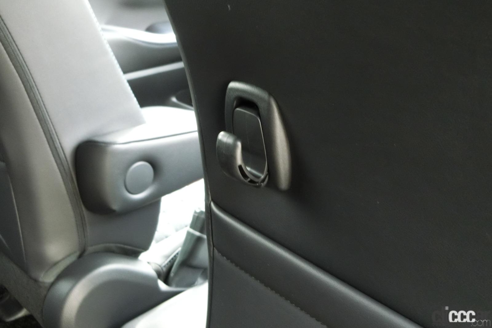 Storage 7 Hook 画像 イグニッションスイッチ3度早押しでどうなる シートアレンジからワイパー 小物入れまで詳細チェック 新車リアル試乗2 6 トヨタヴォクシー 車内外詳細編 Clicccar Com Storage 7 Hook 画像 イグニッションスイッチ3度早押しでどうなる シートアレンジからワイパー 小物入れまで詳細チェック 新車リアル試乗2 6 トヨタヴォクシー 車内外詳細編 Clicccar Com