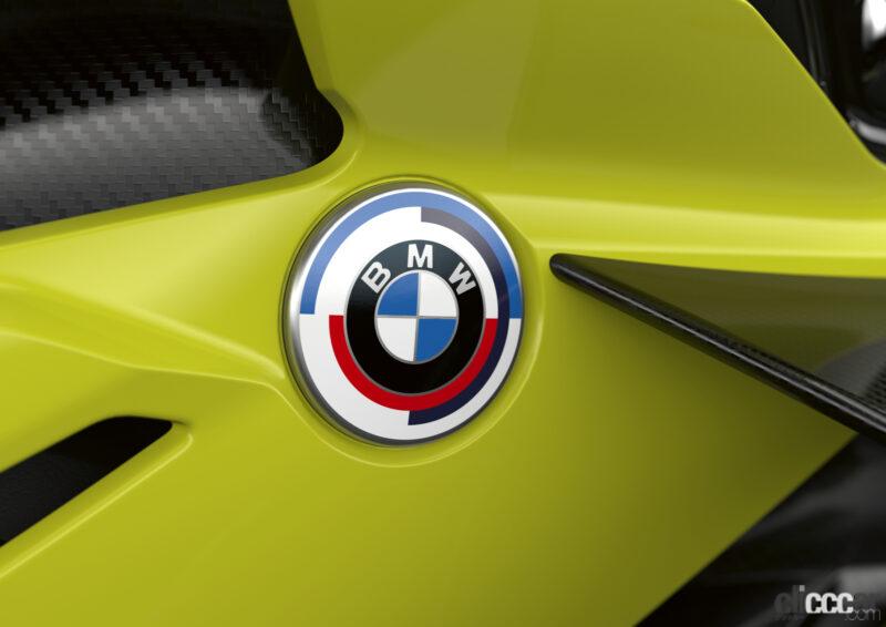 「BMWのスーパーバイク「M1000RR」に、Mブランド50周年記念の限定車が登場」の9枚目の画像