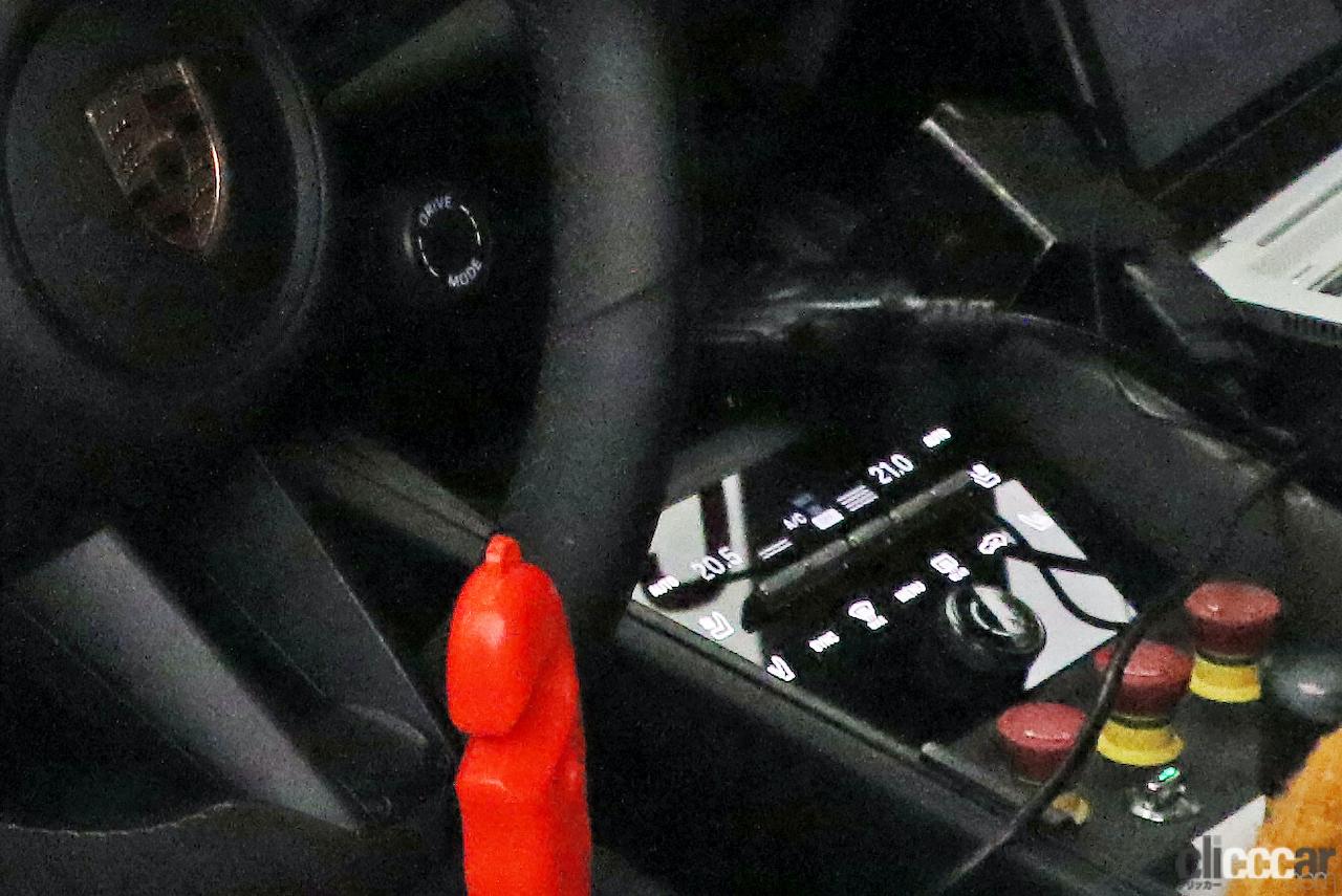 「ポルシェ・マカン次期型EVに750馬力の「ターボ」投入へ」の3枚目の画像