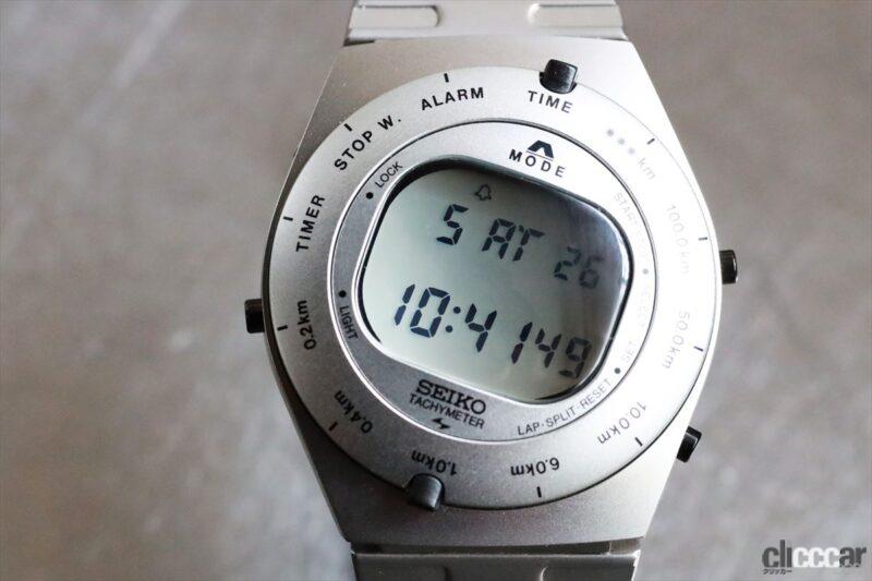 「歴史に残るカーデザイナーがデザインした腕時計」の1枚目の画像