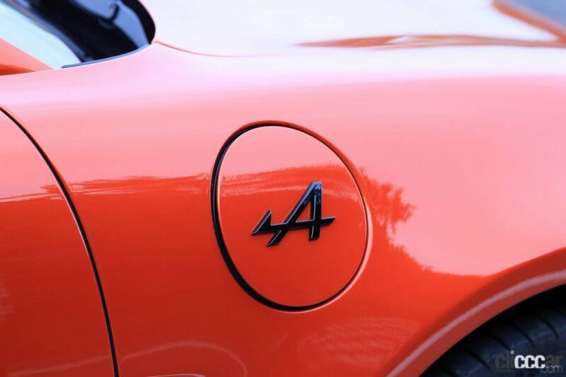 「新型アルピーヌA110、走りに徹する「S」と普段使い可の「GT」を乗り比べた佐藤久実はどちらを選ぶ？」の19枚目の画像
