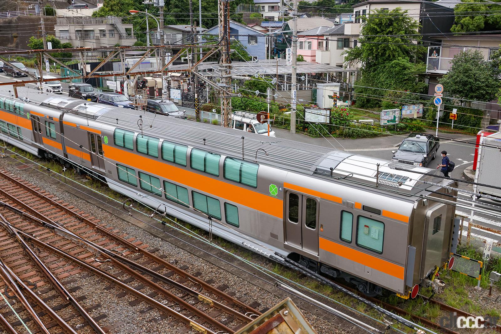 デビューは24年度末 中央線快速用2階建てグリーン車が完成 Clicccar Com デビューは24年度末 中央線快速用2階建てグリーン車が完成 Clicccar Com