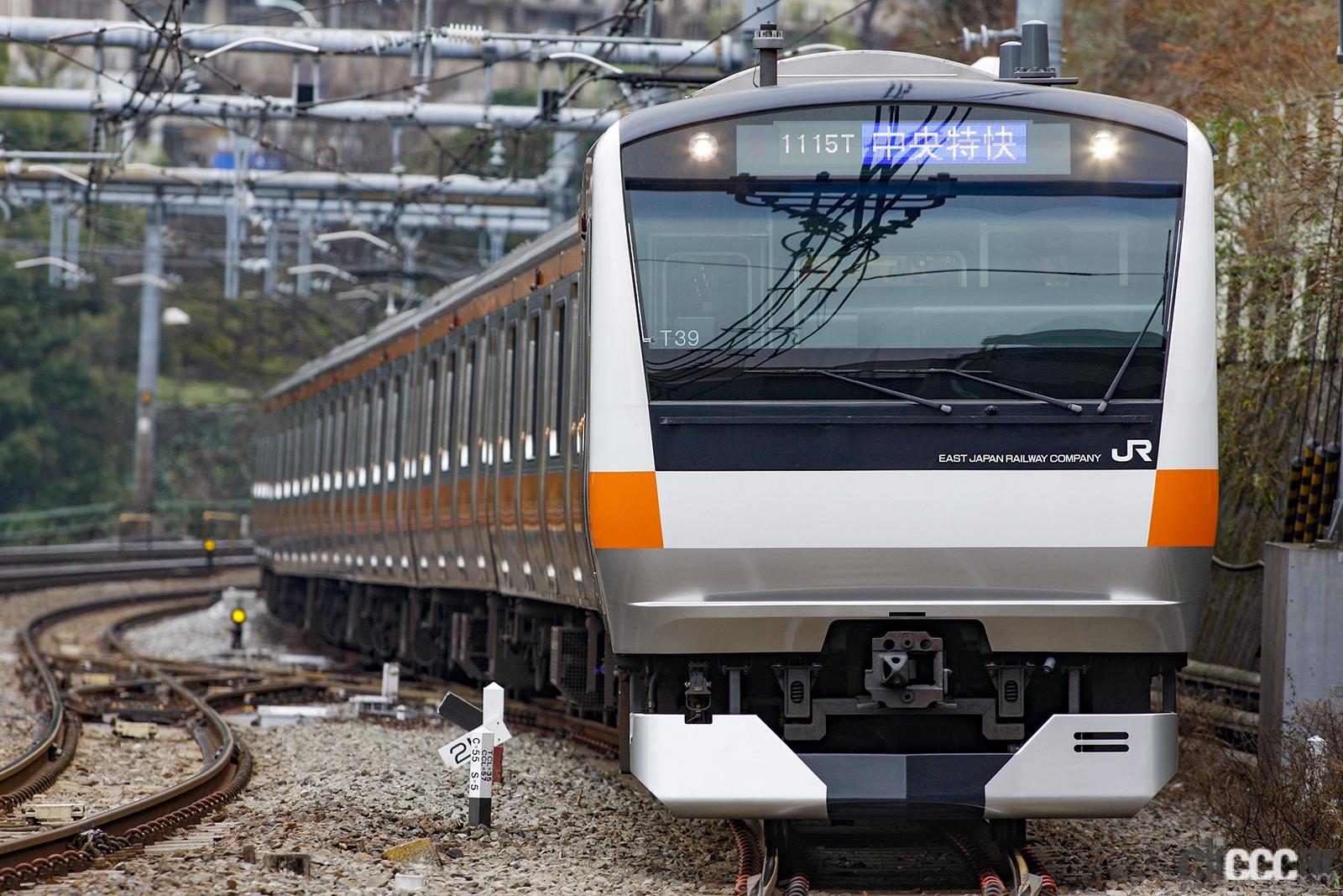 デビューは24年度末 中央線快速用2階建てグリーン車が完成 Clicccar Com