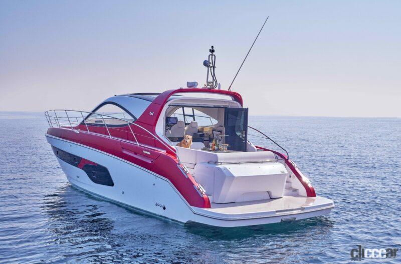 「フェラーリ・エンツォのデザイナー「ケン・オクヤマ」がデザインしたヤンマーのフラッグシップに乗った【YANMAR X47 Express Cruiser】」の8枚目の画像