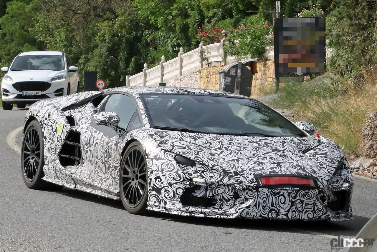 ランボルギーニ次世代フラッグシップ アヴェンタドール の後継モデルの最新開発車両からデザイン発覚 Clicccar Com ランボルギーニ次世代フラッグシップ アヴェンタドール の後継モデルの最新開発車両からデザイン発覚 Clicccar Com