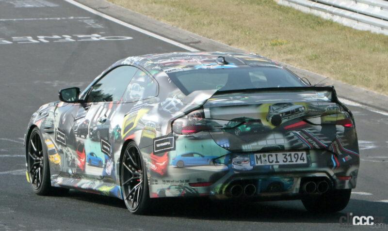 「BMW史上最速2ドア「3.0 CSL」がニュル初登場。ボディのステッカーはドイツ風痛車？」の10枚目の画像